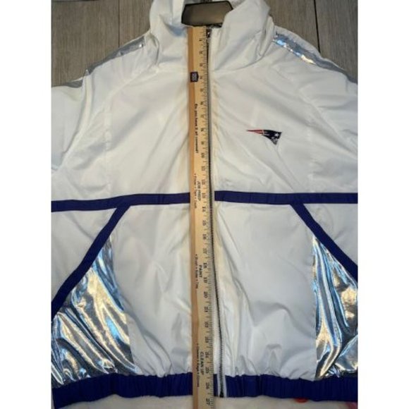New England Patriots Women's XXL The Wild Collective White Full-Zip Jacket New - Picture 4 of 4